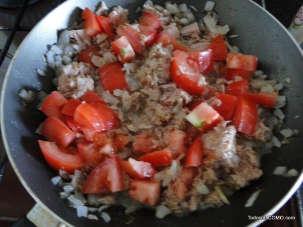 Cómo hacer tarta de atún - Paso 5