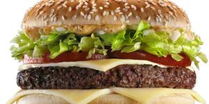 Cómo comer comida chatarra sin engordar