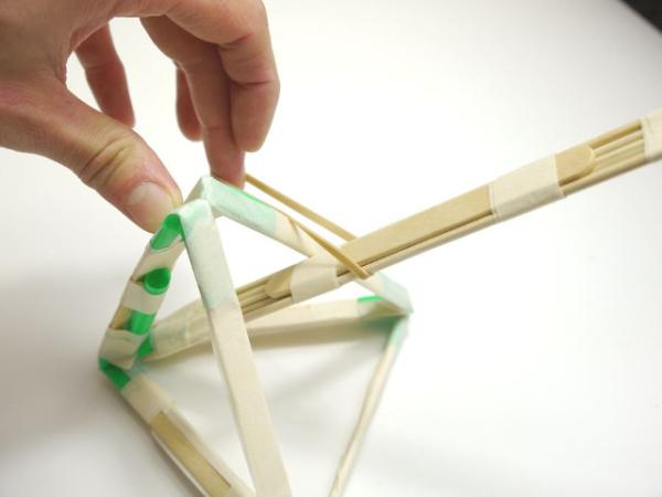 Construir una catapulta paso a paso y con fotos - Paso 11