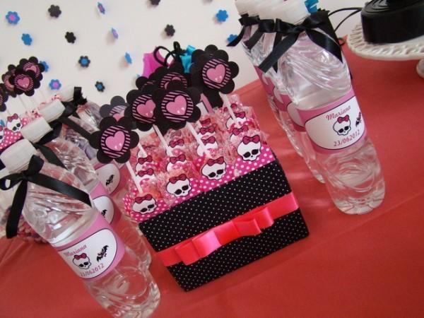 Cómo hacer una fiesta de Monster High - Decoración del cumpleaños
