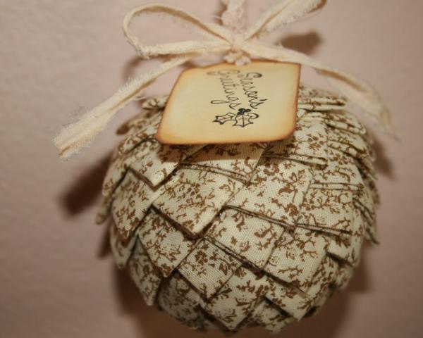 Cómo hacer bolas de Navidad vintage