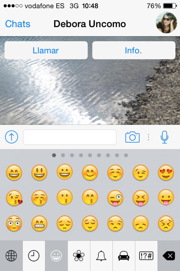 Cómo usar emoticonos en el WhatsApp del iPhone - Paso 6