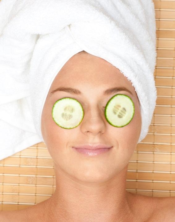 Trucos de belleza con pepino - Trucos de belleza con pepino para eliminar ojeras y bolsas 