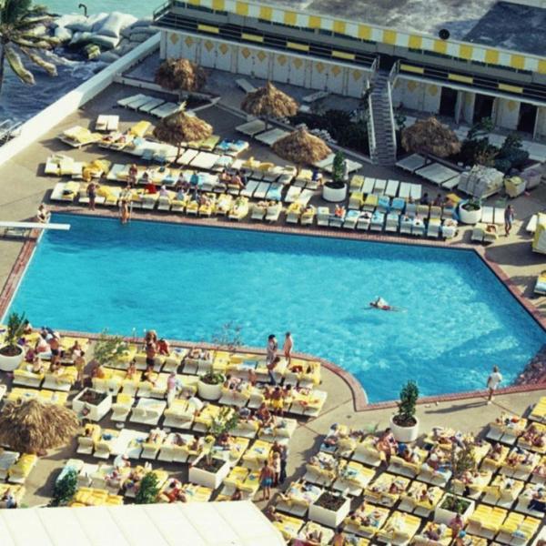 Productos necesarios para hacer el mantenimiento de una piscina