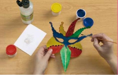 Cómo hacer una máscara de Carnaval