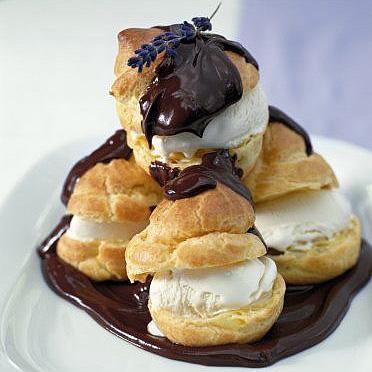 Cómo hacer profiteroles de nata