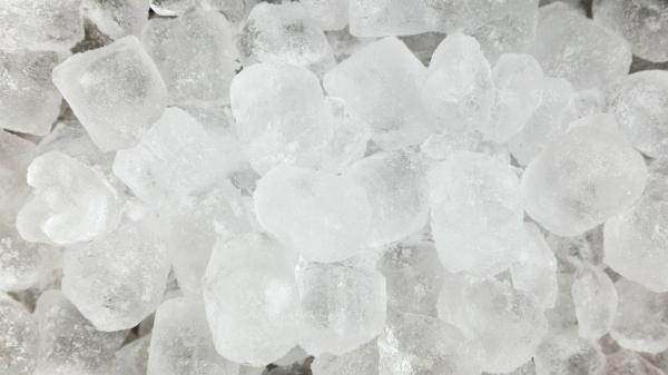 Cómo desinflamar las articulaciones de los pies - El hielo