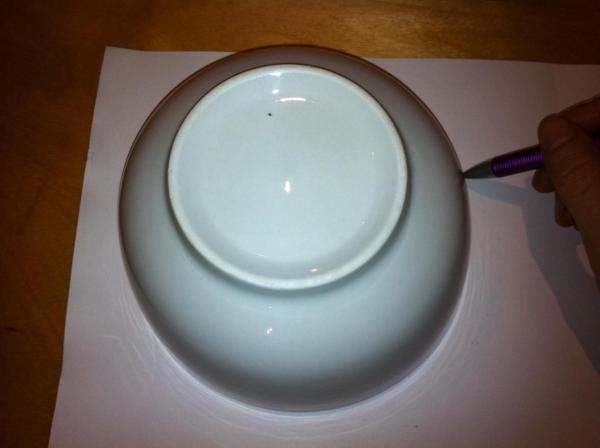 Cómo hacer un ángel dorado con cartulina - Paso 2