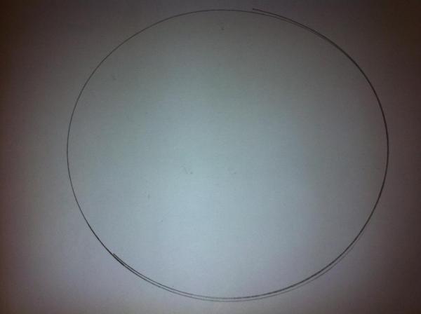 Cómo hacer un ángel dorado con cartulina - Paso 3