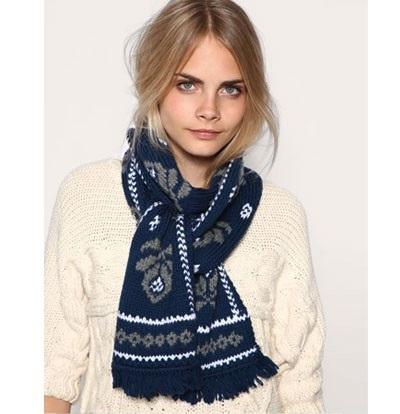 Cómo usar una bufanda de mujer - Paso 1