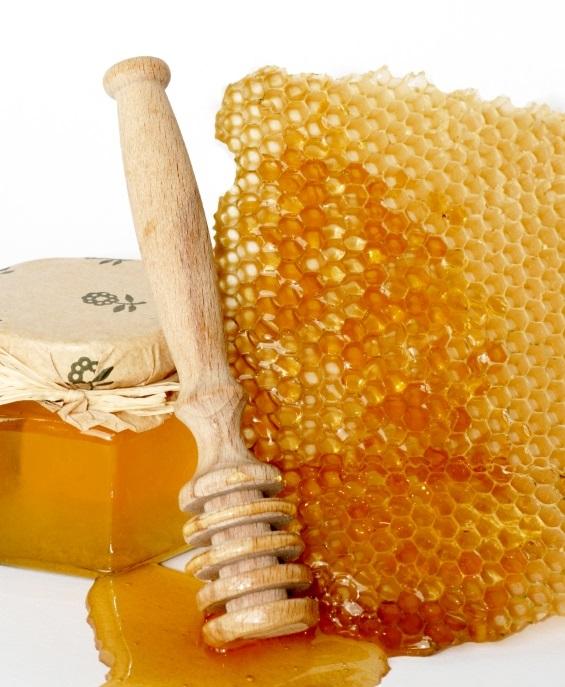 Cómo usar la miel para quitar lunares - Paso 4