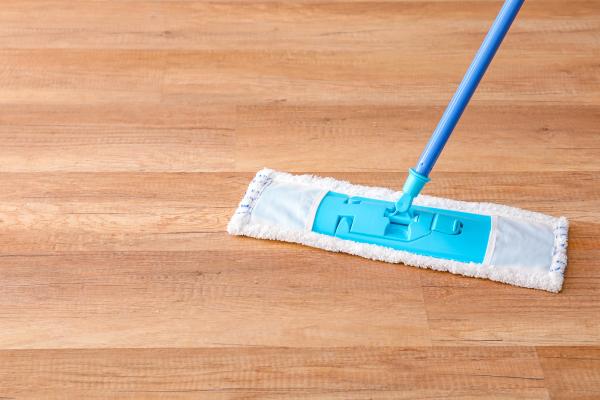 Cómo limpiar el parquet para que brille y quede como nuevo - Cómo limpiar el parquet paso a paso