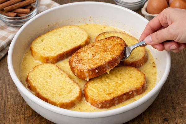 Cómo hacer torrijas con pan brioche caseras y súper esponjosas para Semana Santa - Paso 4