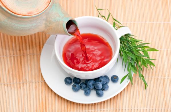 Cómo hacer té de frutos rojos para adelgazar