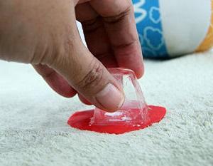 Cómo quitar un chicle del zapato - Paso 6