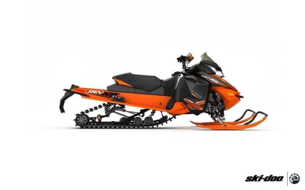 Las mejores motos de nieve: tipos, modelos y marcas - Ski-Doo Renegade X E-TEC 800