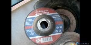 Cómo colocar un disco a una radial