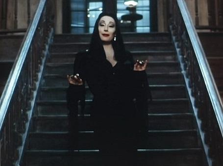 Cómo disfrazarse de Morticia Addams