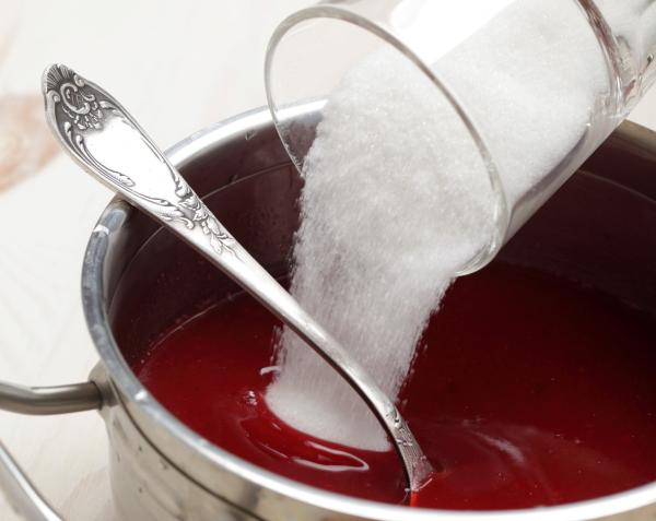 Cómo hacer gelatina con leche evaporada - Paso 3