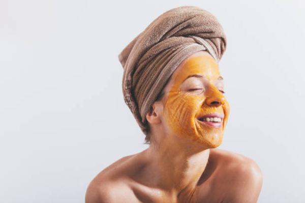 Mascarillas caseras para las espinillas - Mascarilla de huevo y limón