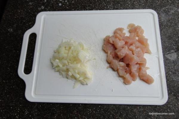 Guiso de arroz con pollo fácil paso a paso - Paso 1