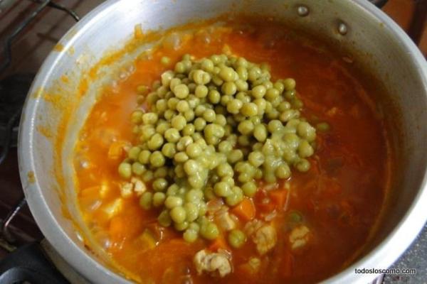 Guiso de arroz con pollo fácil paso a paso - Paso 9