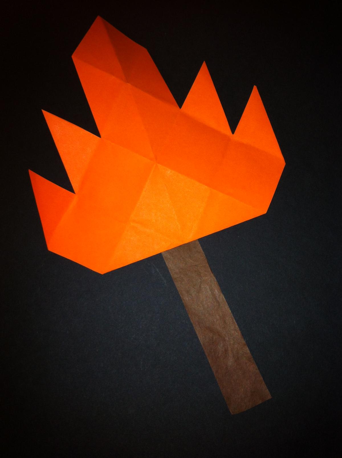 Cómo hacer una hoja de otoño con papel