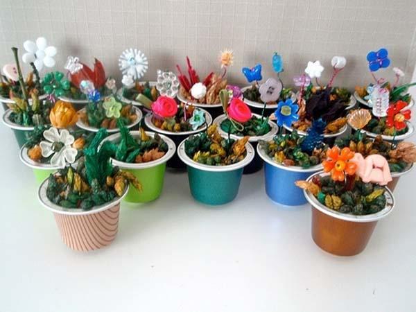 Cómo hacer manualidades con cápsulas de café - Macetas decorativas con cápsulas 