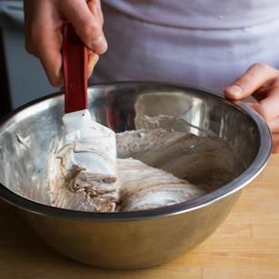 Cómo hacer merengue de chocolate - Paso 4