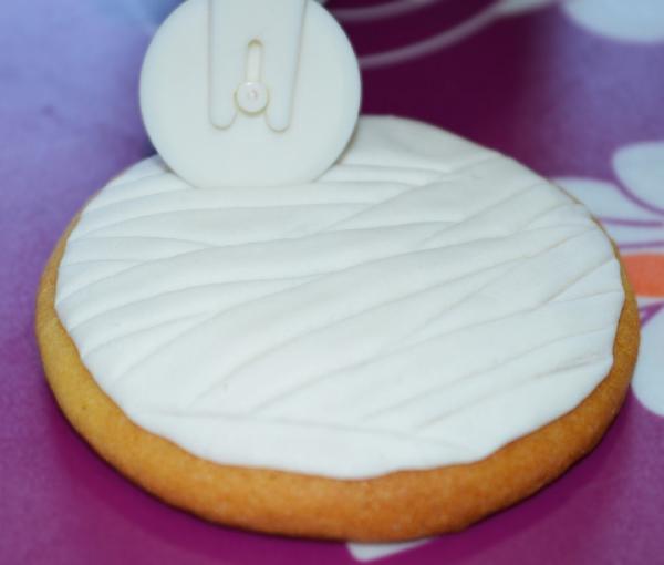 Cómo hacer galletas de momias para Halloween - Paso 5