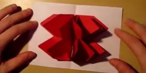 Cómo hacer una tarjeta de felicitación romántica