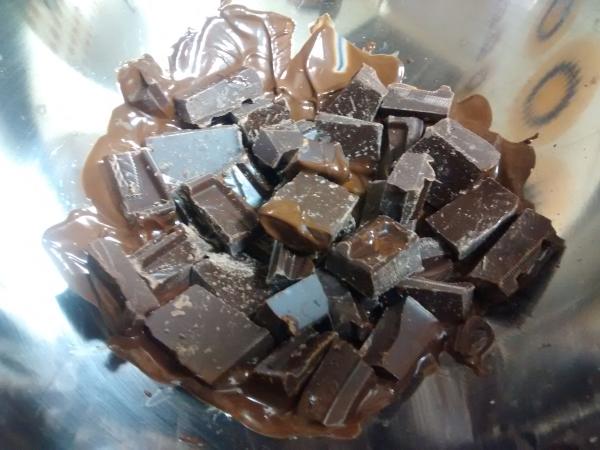 Cómo hacer bombones en forma de corazón - Paso 4