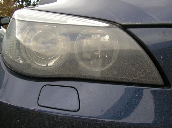 Cómo pulir los faros del coche