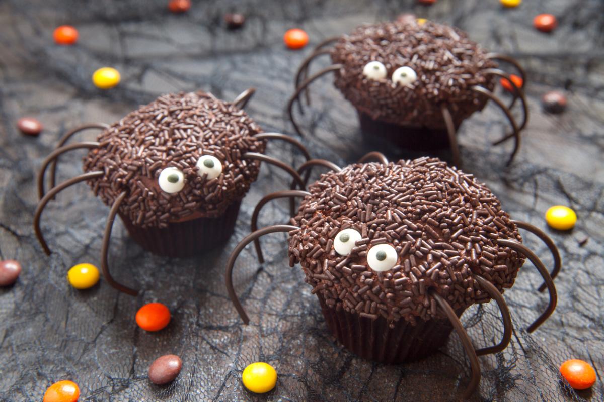 Cómo hacer cupcakes de Halloween