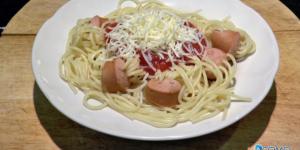 Cómo hacer fideos con salchichas para niños