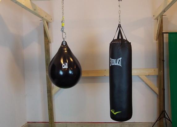 Cómo hacer una bolsa de boxeo - Medidas de la bolsa de boxeo