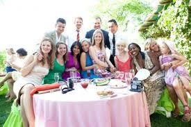 Cómo deben vestir los invitados a una boda civil