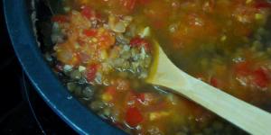 Cómo hacer sopa de lentejas ecuatoriana