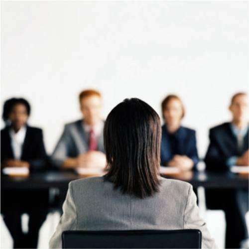 Cómo actuar en una entrevista de trabajo grupal