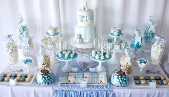 Cómo preparar una mesa dulce para bautizo