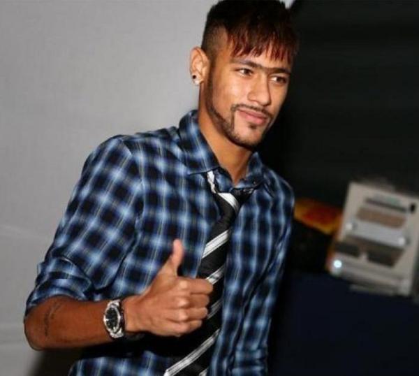 Cómo peinarse como Neymar - Paso 4