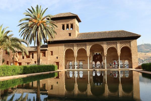 Curiosidades de la Alhambra de Granada que te sorprenderán - Hay agua constantemente