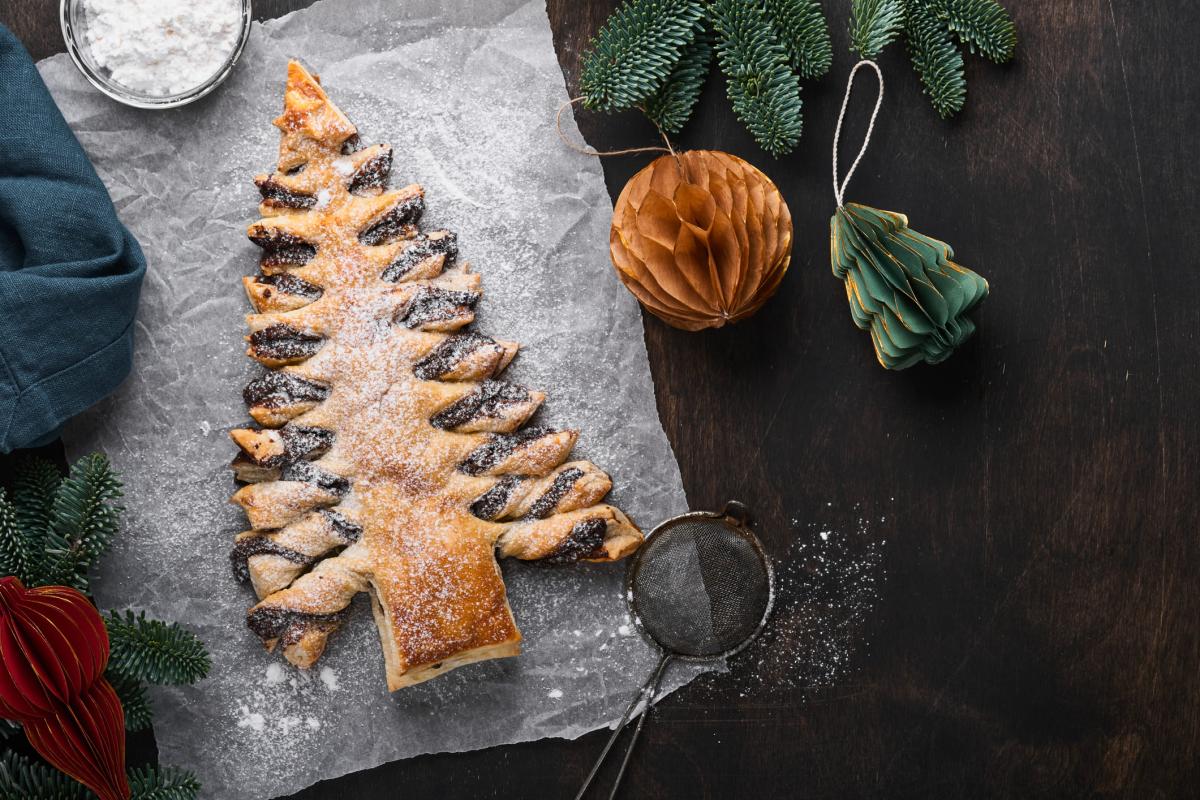 Cómo hacer un árbol de Navidad de hojaldre y chocolate