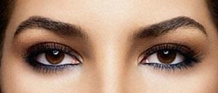 Trucos de maquillaje para los ojos marrones - Paso 2