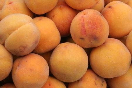 Cómo hacer duraznos en almíbar - Paso 1