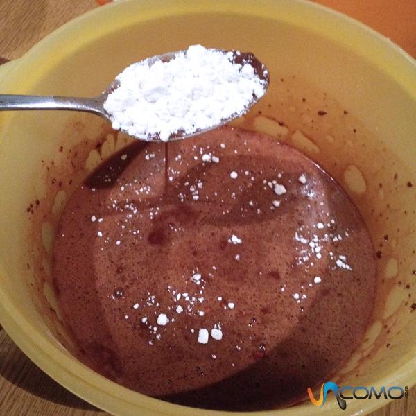 Cómo hacer un bizcocho de chocolate en el microondas - Paso 4