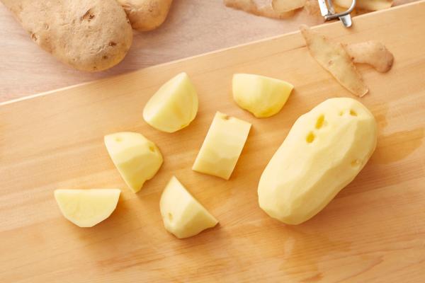 Cómo hacer lentejas con chorizo y patatas: receta fácil - Paso 3