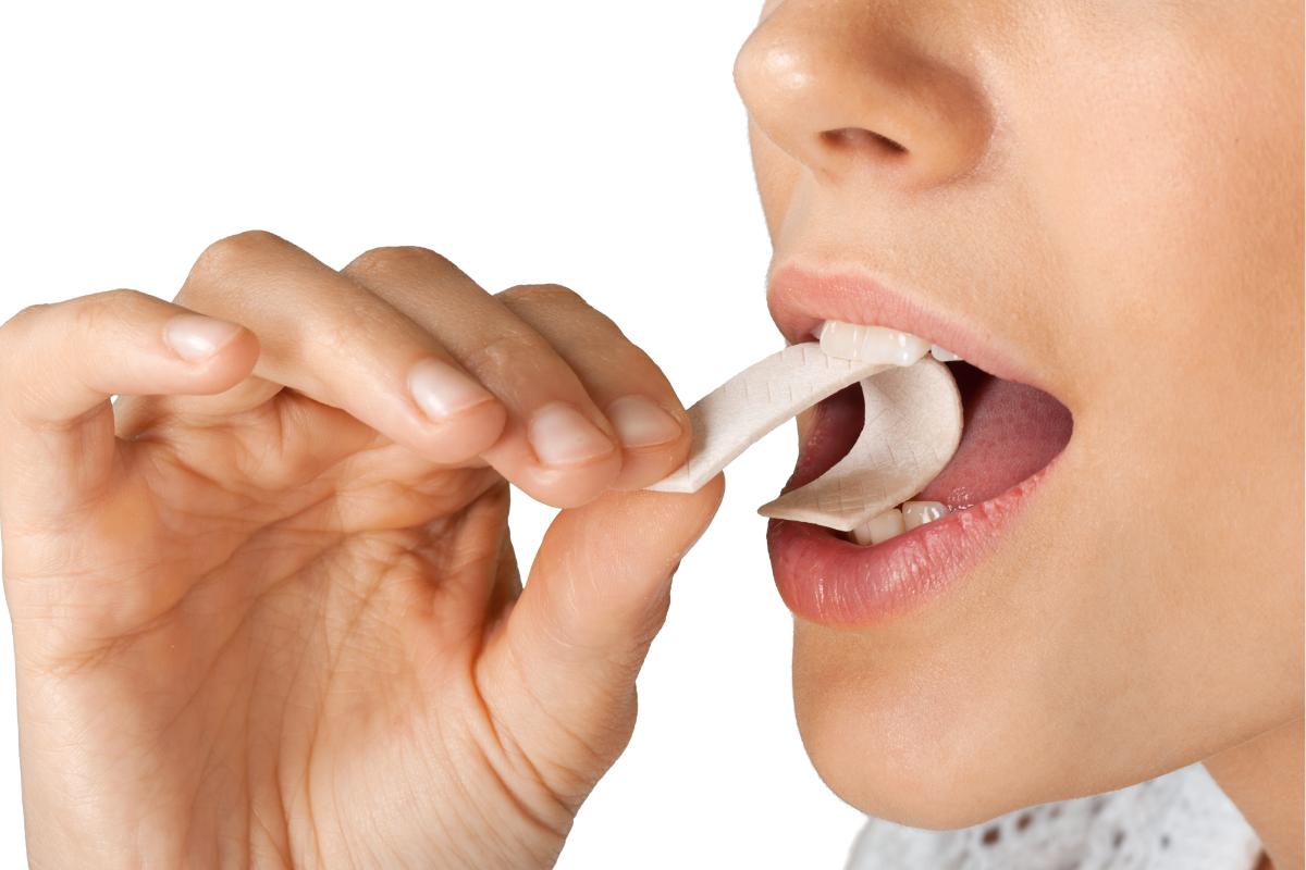 ¿Qué pasa si te tragas un chicle? ¿Es peligroso?