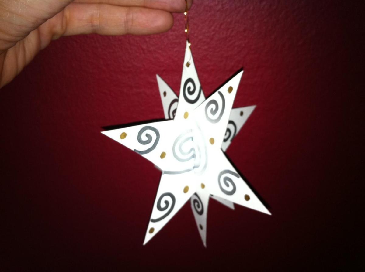 Cómo hacer una estrella 3D para el árbol de Navidad