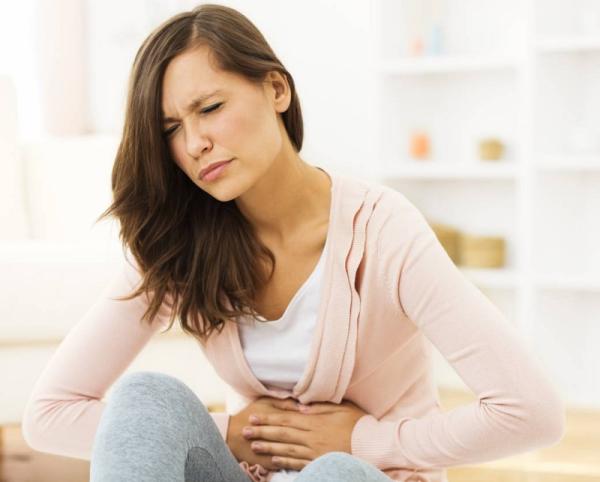 Cuáles son los síntomas de la Anisakis